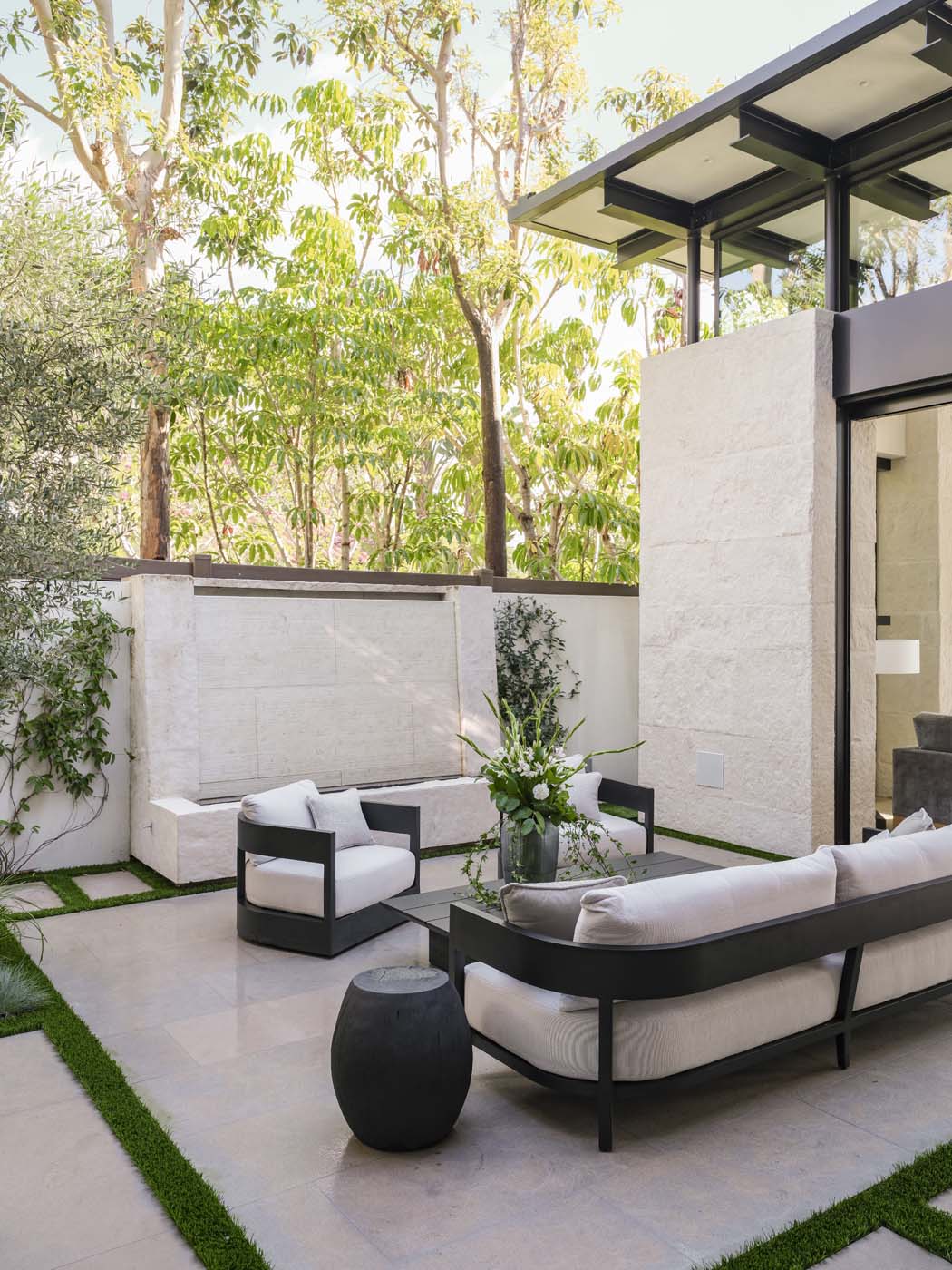 Poinsettia Courtyard House