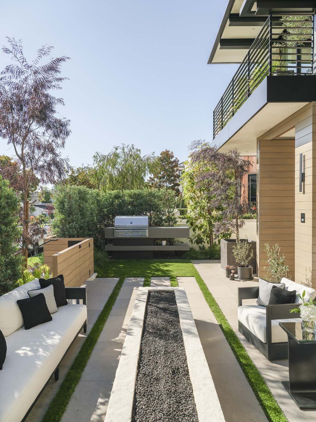 Poinsettia Courtyard House