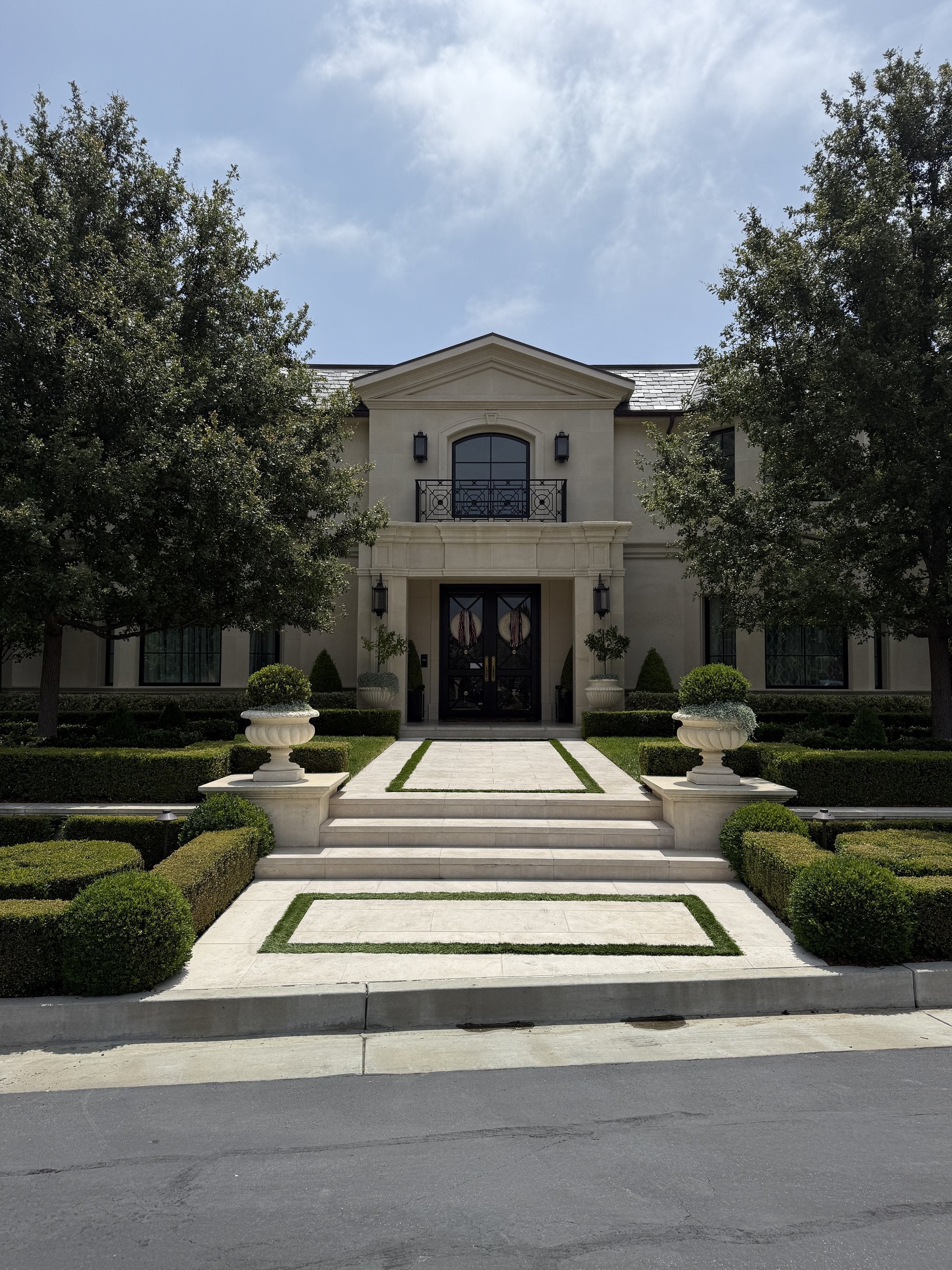 Glendora Parterre Residence