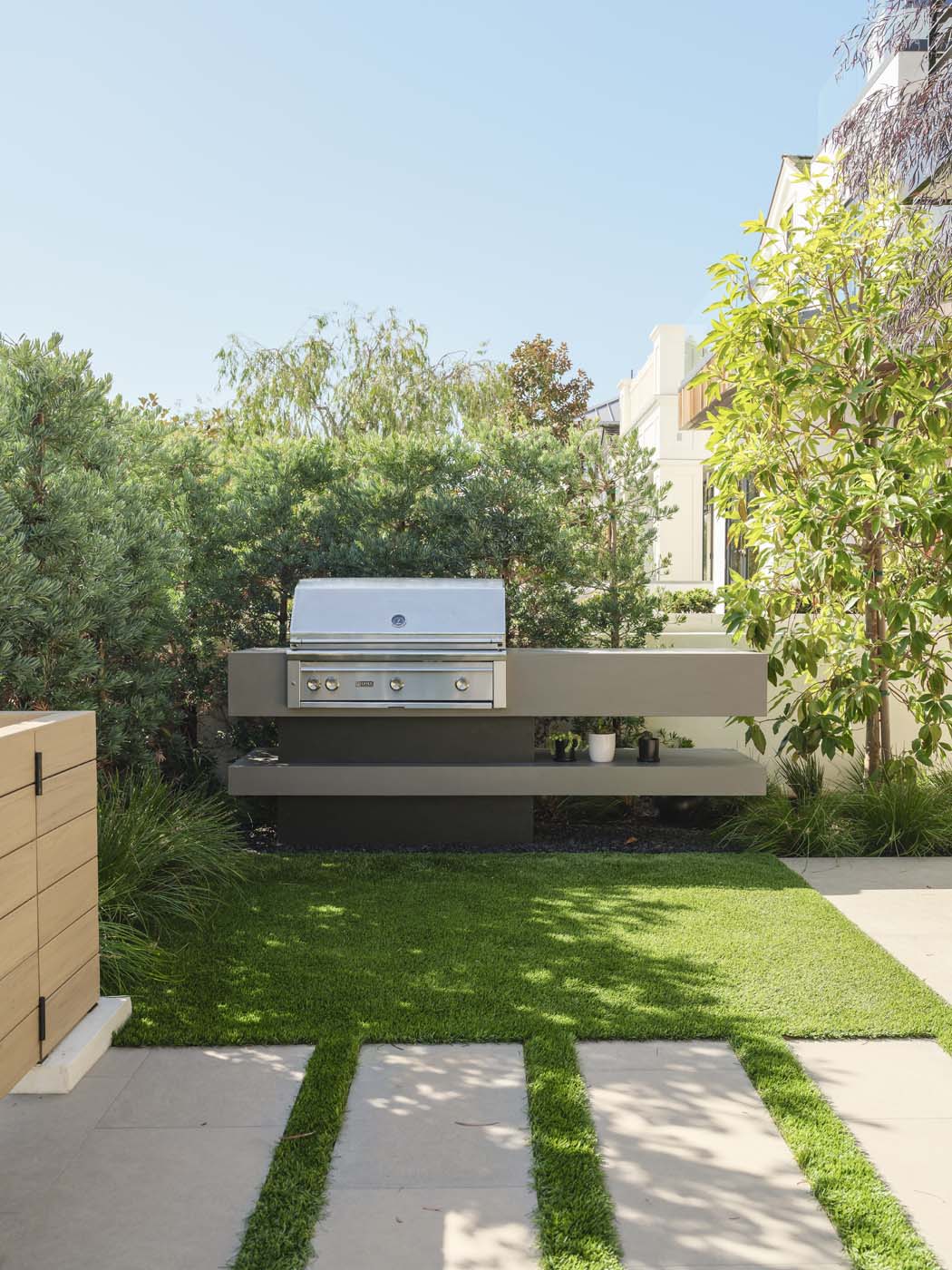 Poinsettia Courtyard House