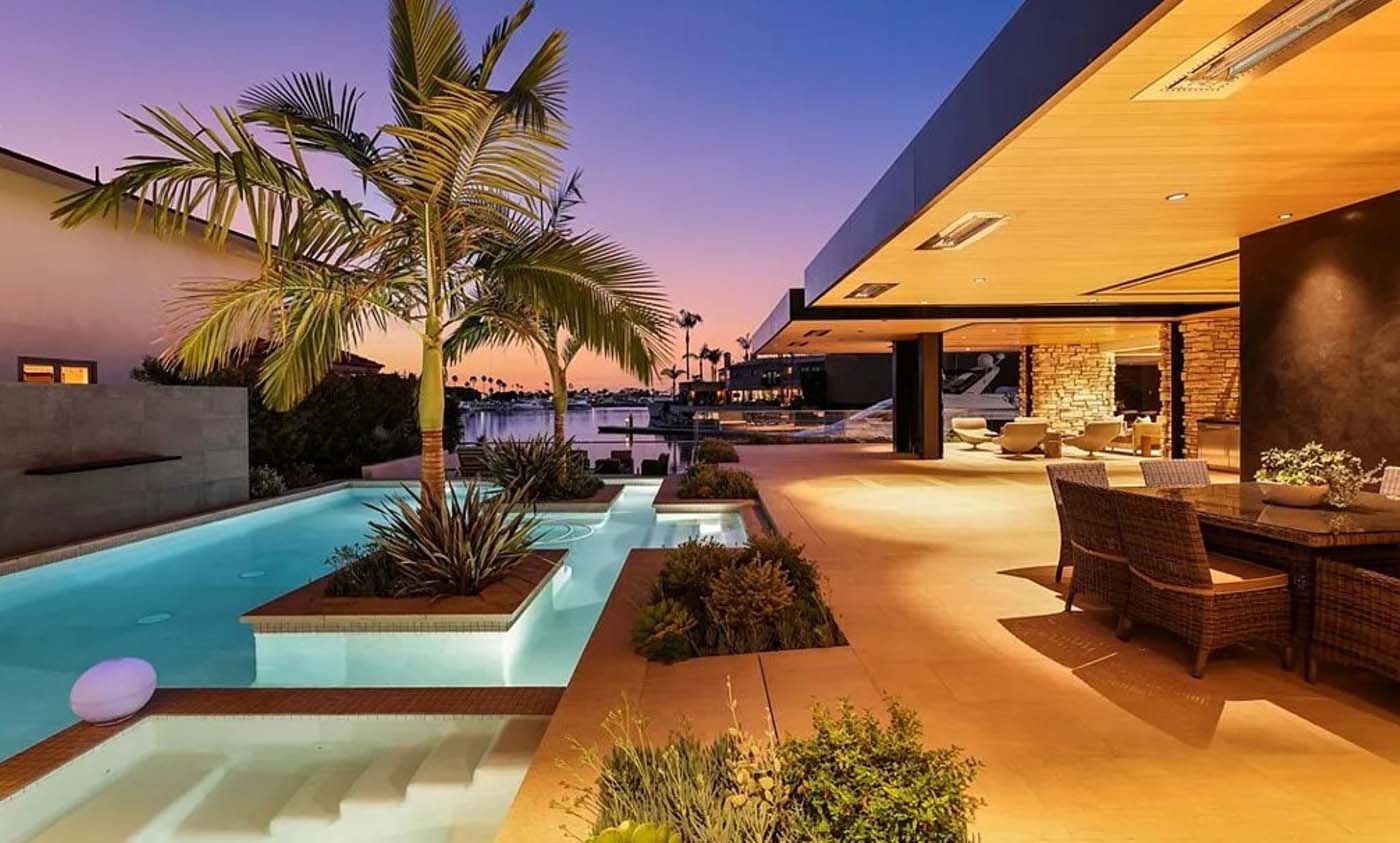 Evening Star Waterfront Residence