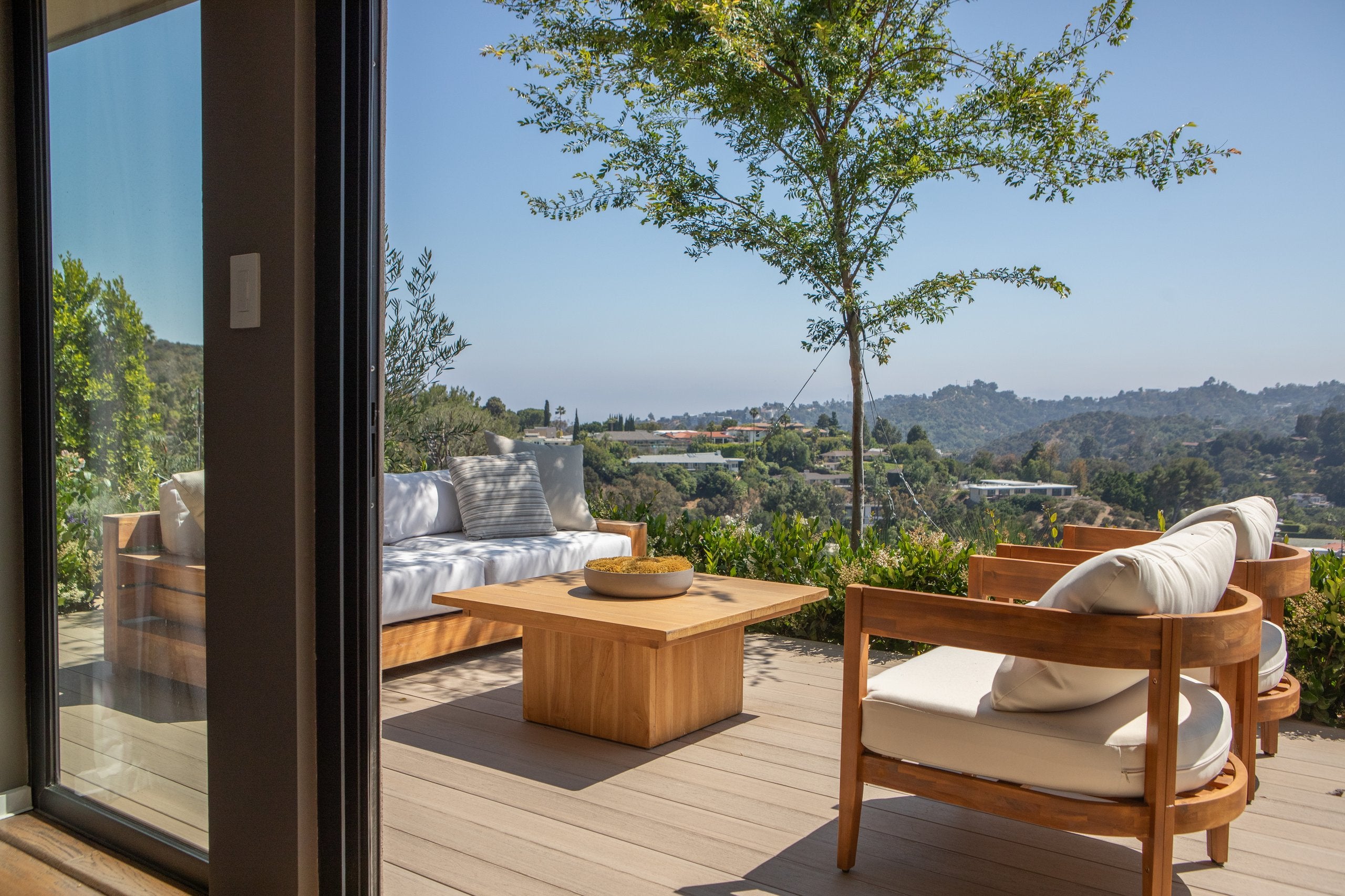 Torreyson Hillside Residence