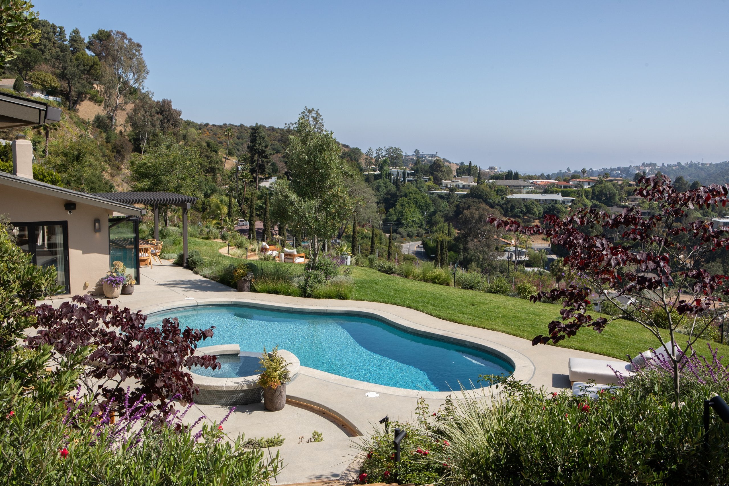 Torreyson Hillside Residence