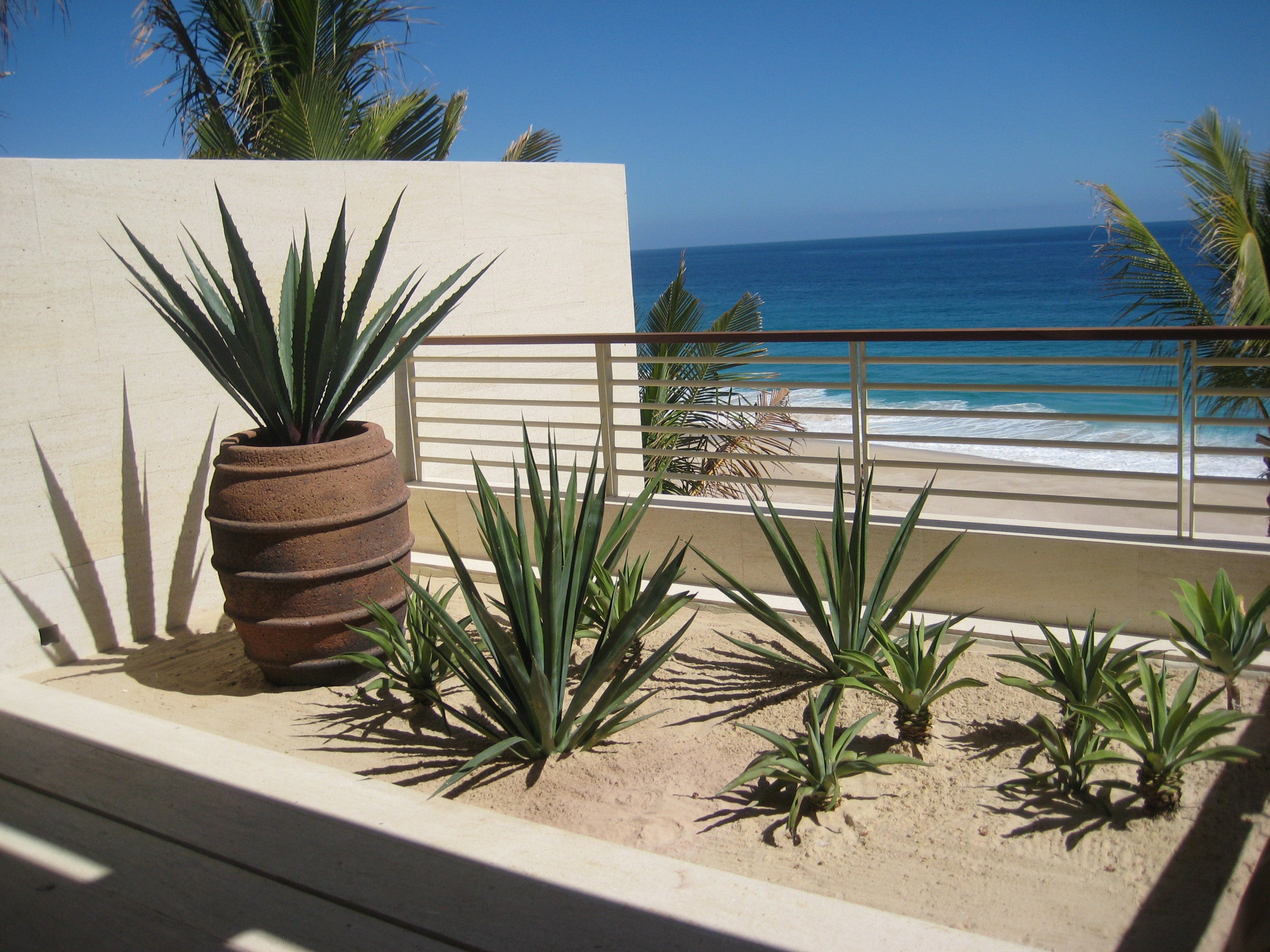 Ocean Courtyard Compound - Photo 21
